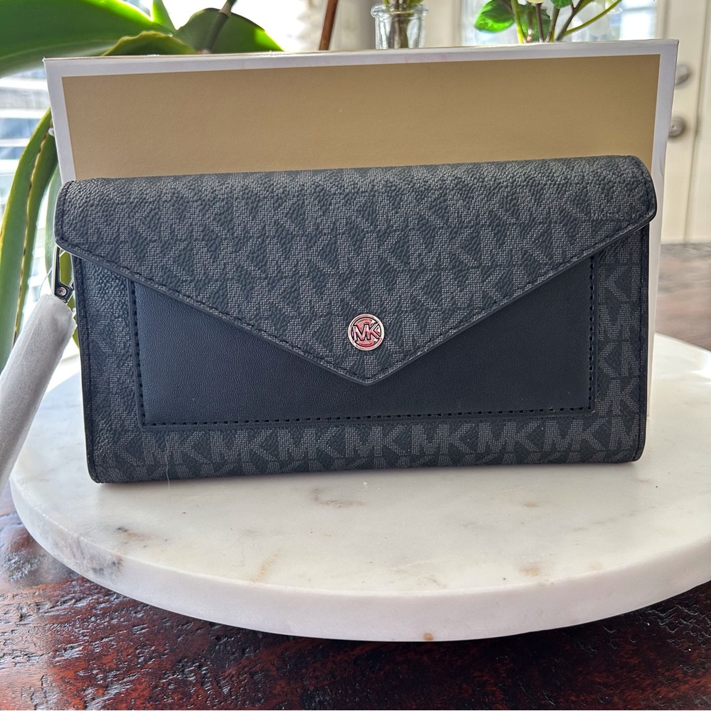 NWT Michael Kors Black Jetset Signature Logo Envelope Wristlet - Picture 4 of 13